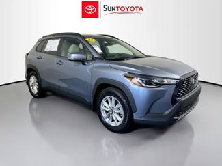 Used 2023 Toyota Corolla Cross LE video 1