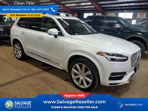 Used 2017 Volvo XC90 T8 Inscription w/ Vision Package image 5