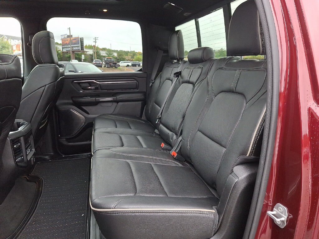 Used 2022 RAM 1500 Limited AWD/4WD image 10