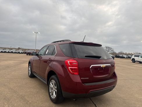 Used 2017 Chevrolet Equinox LT image 17