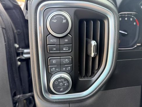 Used 2019 GMC Sierra 1500 SLT w/ SLT Premium Plus Package AWD/4WD image 16