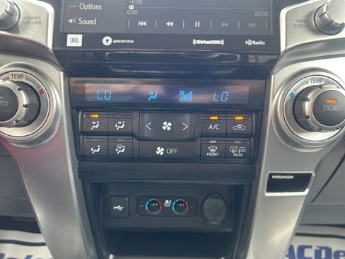 Used 2020 Toyota 4Runner Limited AWD/4WD image 16