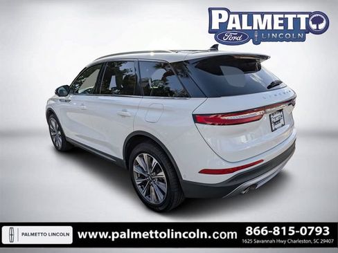 Used 2022 Lincoln Corsair Reserve w/ Equipment Group 201A FWD image 5