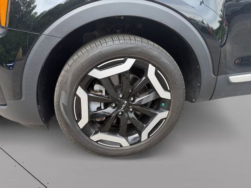 Certified 2024 Kia Telluride EX w/ EX Captain's Chair Package AWD/4WD image 9