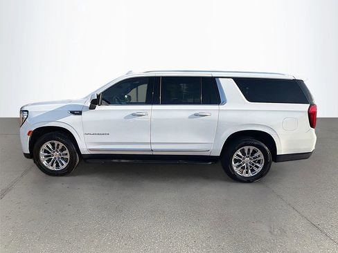 Used 2024 GMC Yukon XL SLT AWD/4WD image 7
