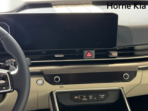 New 2026 Kia Carnival SX Prestige image 16