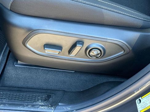 New 2025 Jeep Grand Cherokee Laredo X image 20