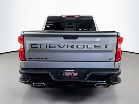 Used 2025 Chevrolet Silverado 1500 LT Trail Boss w/ Convenience Package II AWD/4WD image 6
