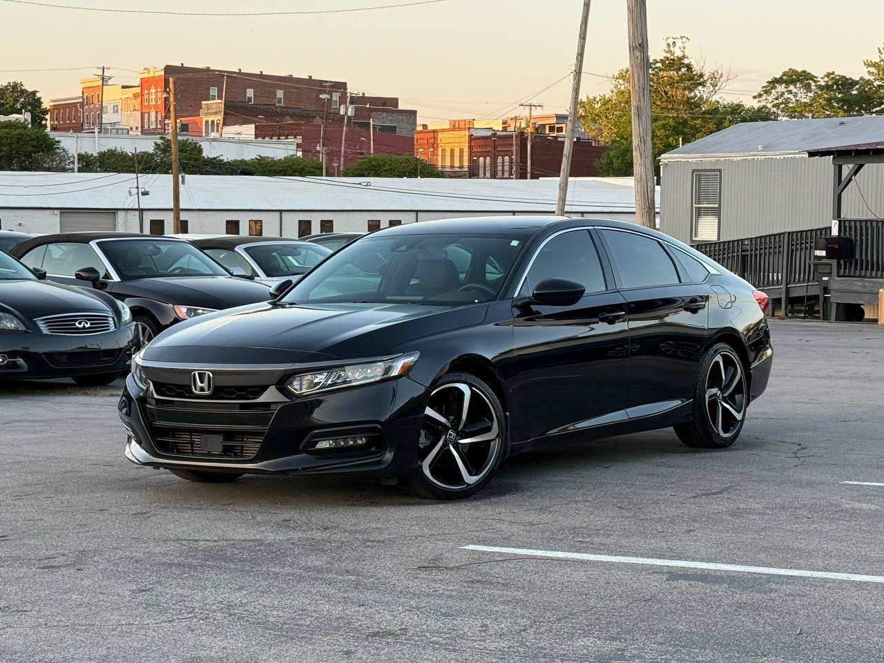 Used 2019 Honda Accord Sport image 1