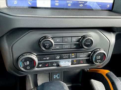 Used 2024 Ford Bronco Badlands AWD/4WD image 39