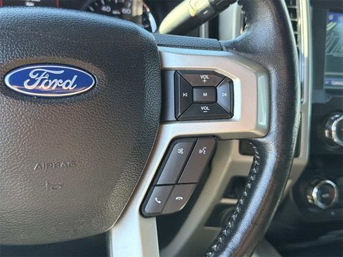 Used 2021 Ford F250 Lariat image 11