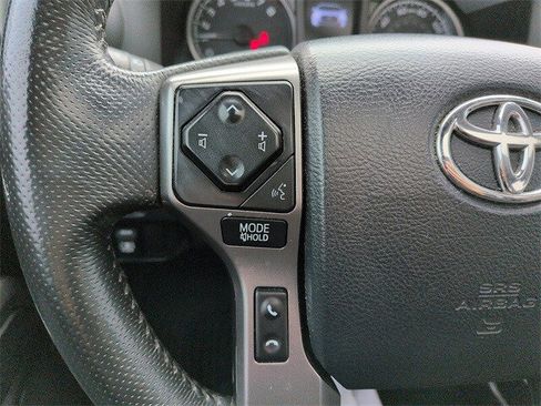 Used 2017 Toyota Tacoma Limited image 20