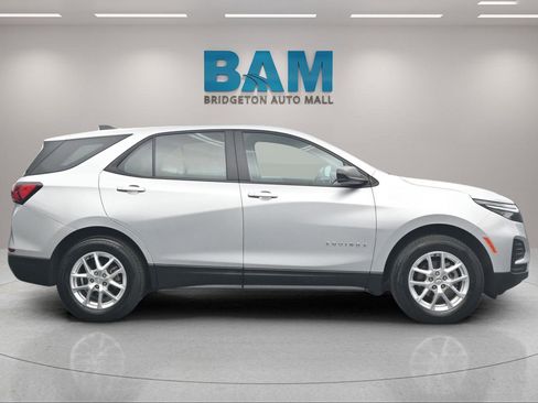 Certified 2022 Chevrolet Equinox LS AWD/4WD image 50