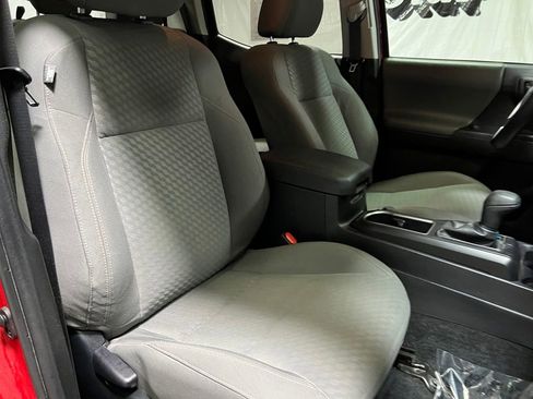 Used 2023 Toyota Tacoma SR AWD/4WD image 9