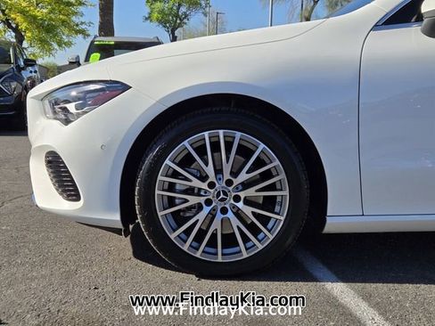 Used 2025 Mercedes-Benz CLA 250 image 10