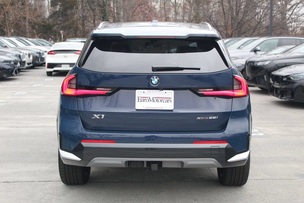 Used 2026 BMW X1 xDrive28i w/ Technology Package AWD/4WD image 6