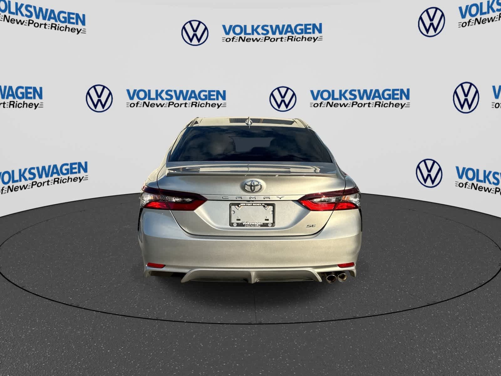 Used 2023 Toyota Camry SE FWD image 13
