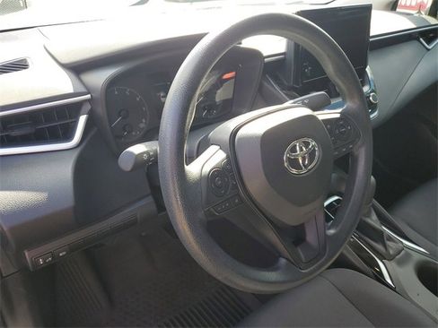 Used 2024 Toyota Corolla LE image 21