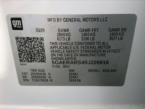 Used 2025 Buick Enclave Preferred FWD image 32