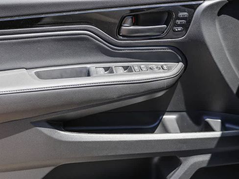 New 2026 Honda Odyssey Touring image 21