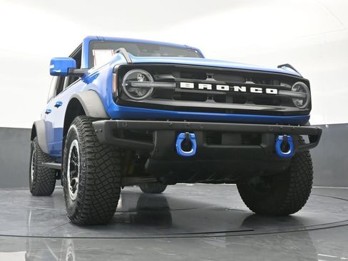 Used 2022 Ford Bronco Outer Banks w/ Sasquatch Package AWD/4WD image 68
