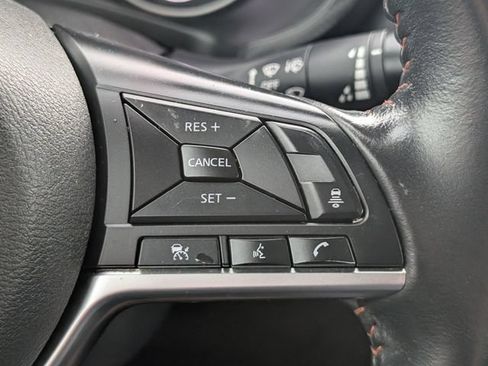 Used 2022 Nissan Sentra SR w/ Lighting Package FWD image 21