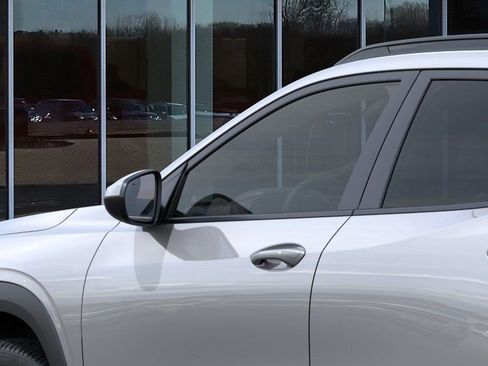 New 2026 Chevrolet Trax LT w/ Driver Confidence Package image 22