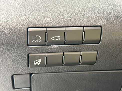 Used 2022 Lexus RX 350L FWD w/ Premium Package image 10