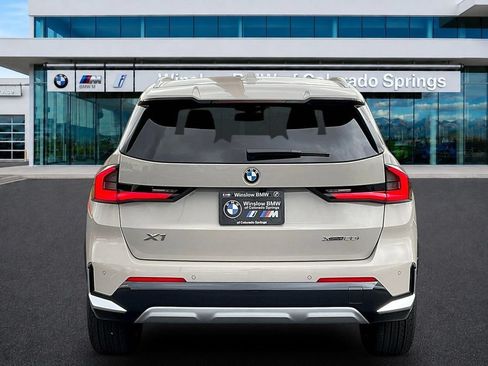 Used 2026 BMW X1 xDrive28i w/ Technology Package AWD/4WD image 4