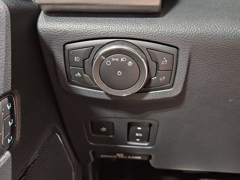 Used 2022 Ford F350 Platinum AWD/4WD image 34