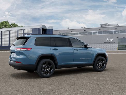 New 2026 Jeep Grand Cherokee L Limited AWD/4WD image 4