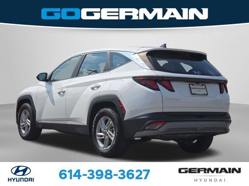 Certified 2025 Hyundai Tucson SE FWD image 10