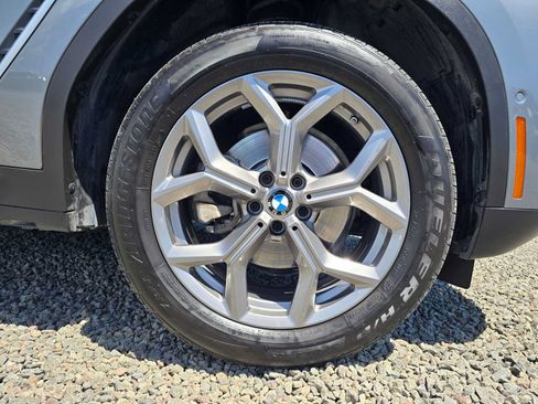 Used 2024 BMW X3 sDrive30i w/ Convenience Package RWD image 9