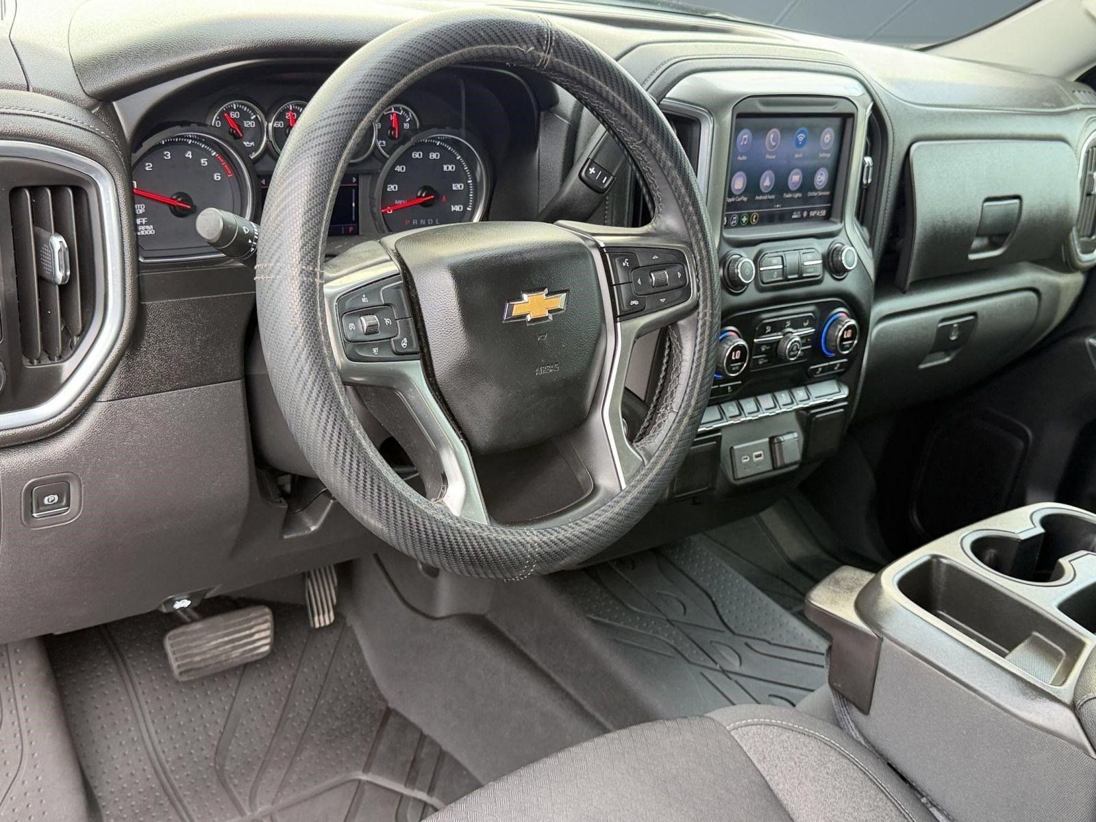 Used 2021 Chevrolet Silverado 1500 LT RWD image 4