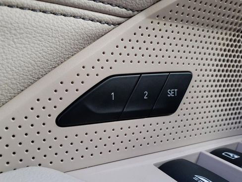 Used 2022 BMW 430i xDrive Convertible w/ Premium Package 2 image 19