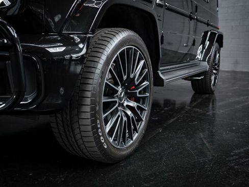 Used 2025 Mercedes-Benz G 63 AMG AMG G 63 image 14