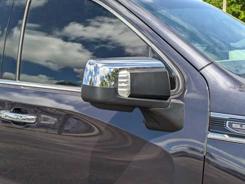 Used 2025 GMC Sierra 1500 SLT w/ SLT Premium Package image 12