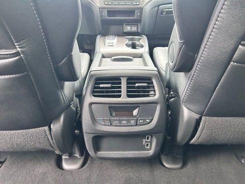 Used 2022 Honda Pilot EX-L image 11