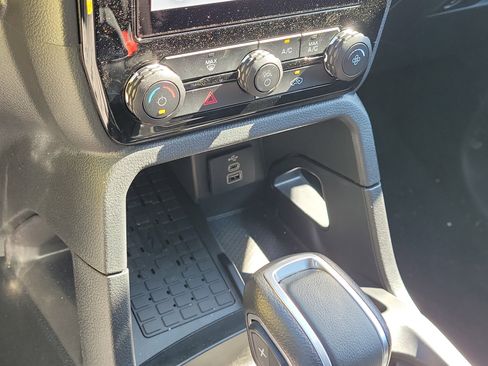 New 2025 Ford Ranger XLT w/ Convenience Package image 18