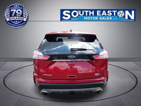 Used 2020 Ford Edge SEL w/ Cold Weather Package AWD/4WD image 4