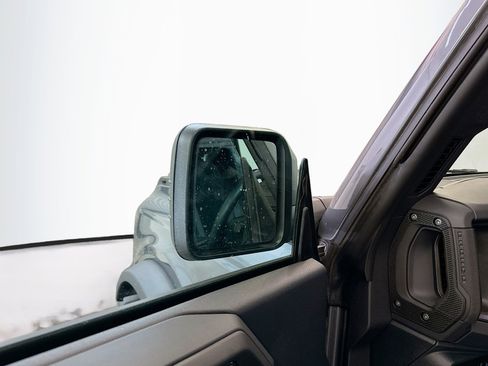 Used 2025 Ford Bronco Big Bend image 16