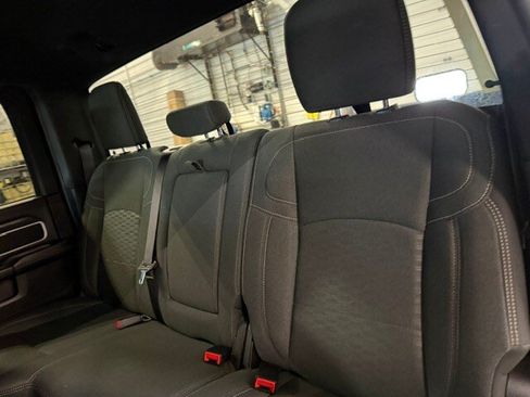 Used 2025 RAM 2500 Big Horn AWD/4WD image 33