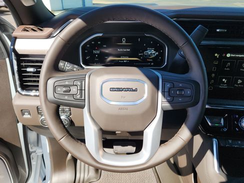 New 2026 GMC Sierra 2500 Denali w/ Max Trailering Package image 18