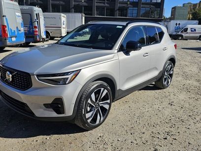 Certified 2025 Volvo XC40 B5 Plus