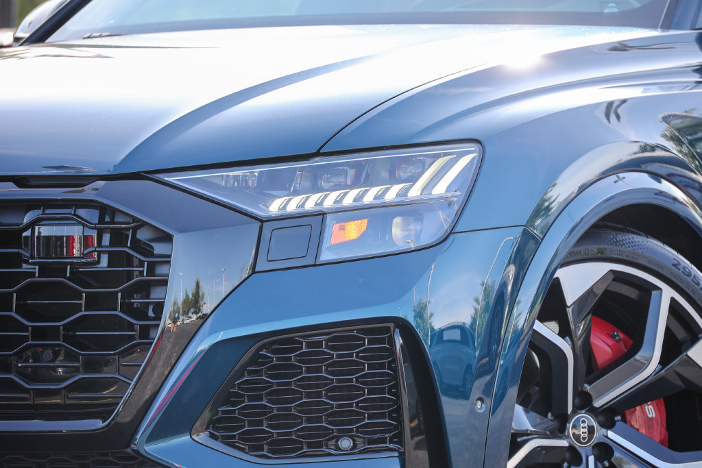 Used 2021 Audi RS Q8 w/ Black Optic Package AWD/4WD image 17