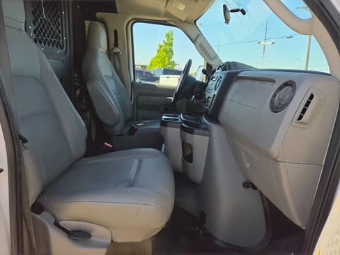 Used 2012 Ford E-150 and Econoline 150 RWD image 34