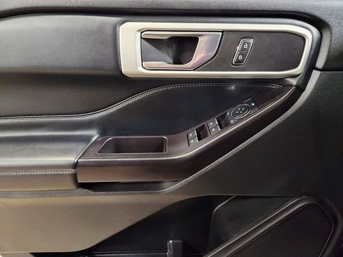 Used 2020 Ford Explorer XLT w/ Equipment Group 202A image 42