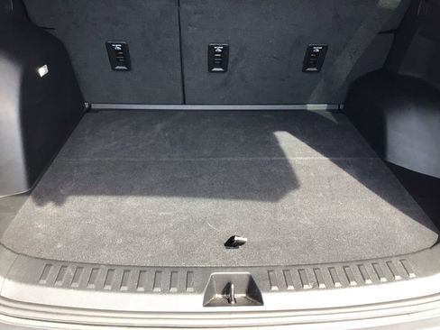 Used 2025 Chevrolet Equinox LT w/ Convenience Package II AWD/4WD image 13