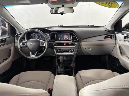 Used 2019 Hyundai Sonata SE FWD image 23