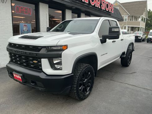 Used 2022 Chevrolet Silverado 2500 W/T w/ Snow Plow Prep/Camper Package AWD/4WD image 2
